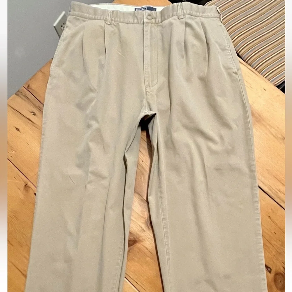 POLO Ralph Lauren Khaki Pants 36x32 (actual 36x30.5) ~ Pleated Straight Leg
